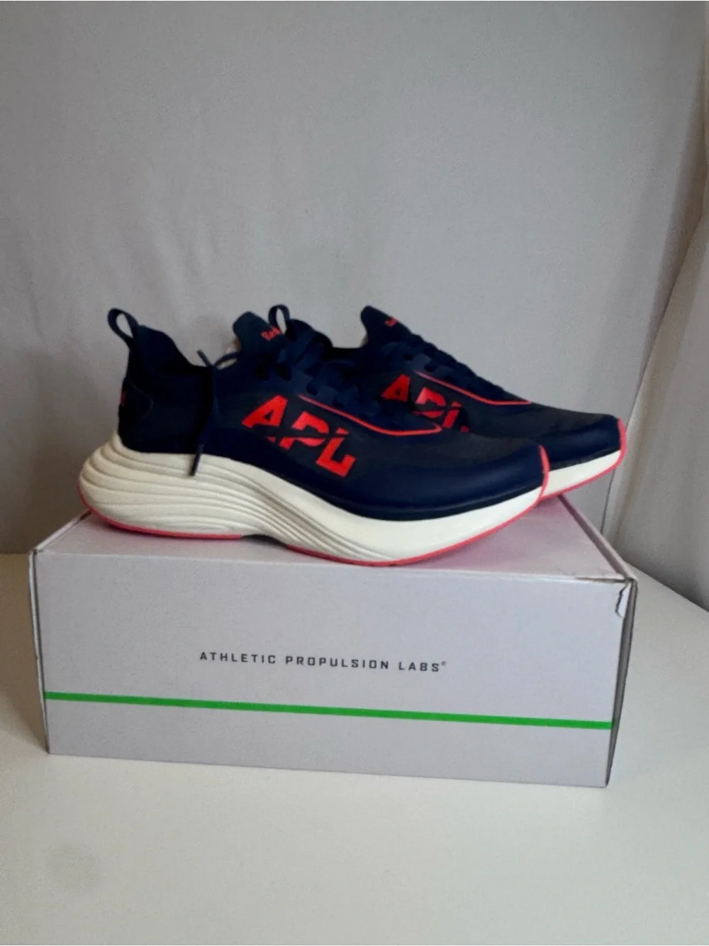 Red Bull special edition  (APL) Podium running shoes retail Women’s 9 men’s 7.5